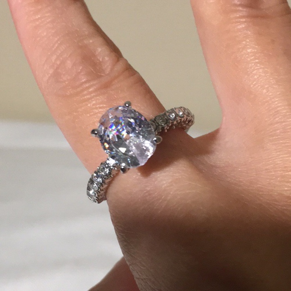 New Oval Silver Cubic Zirconia Ring